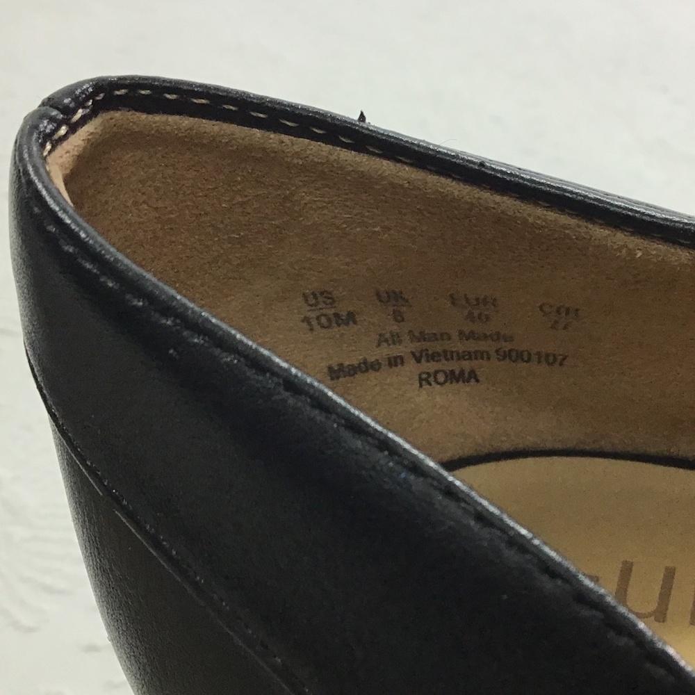 Naturalizer “Roma” Black Slip-On Flats - Picture 8 of 8